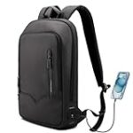 Mochila Adolfo Domínguez para Hombre: El Complemento Perfecto para Viajar con Estilo