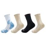 Los mejores calcetines largos para mujer: imprescindibles para viajar con estilo y comodidad